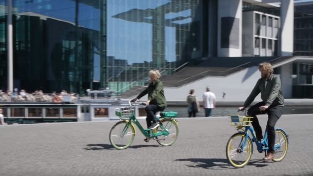 Radeln mit Reante - Bikesharing im Test, Interview mit Renate Künast
