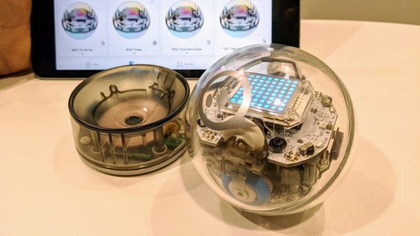 Sphero Bolt im Hands-on: Der Kugelroboter mit Display