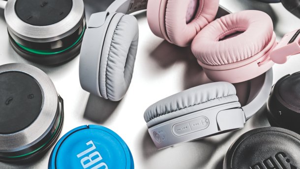 Drahtlos glücklich: Bluetooth-Kopfhörer zwischen 20 und 60 Euro