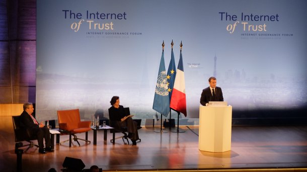 Staatspräsident Macron: Internet muss reguliert werden, um frei zu bleiben