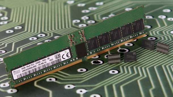 SK Hynix zeigt DDR5-Speichermodul mit 16-Bit-ECC