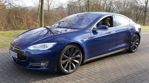 Elektroautos: Keine Kaufprämie mehr für Tesla Model S