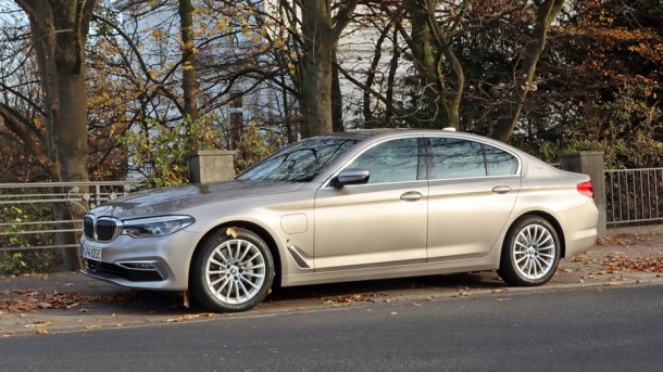 BMW 530e
