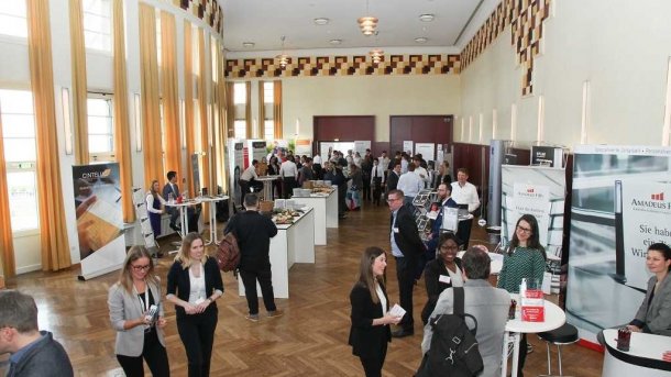 IT-Jobtag in Düsseldorf: Arbeitgeber treffen am 21. März auf Bewerber