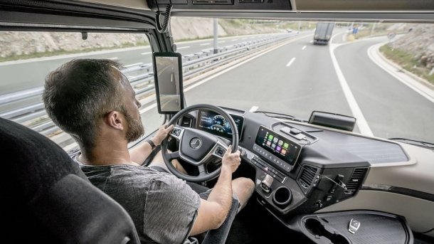 Mercedes Actros