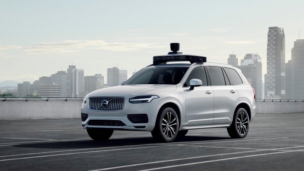 Uber und Volvo stellen gemeinsam entwickelten autonomen XC90 vor