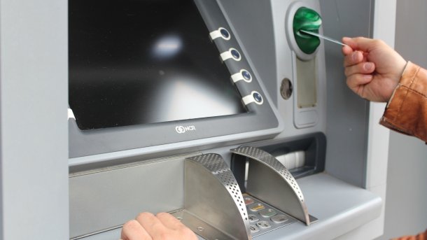 Weniger Datenklau an Geldautomaten: "Skimming"-Schaden auf Rekordtief