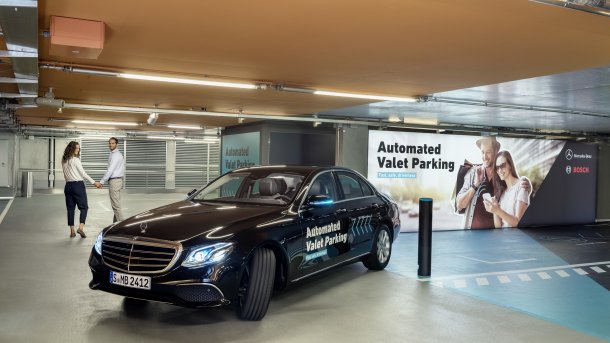 Roboterautos: Bosch und Daimler setzen fahrerloses Parken im Realbetrieb ein