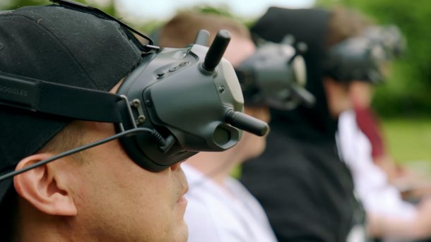 DJI FPV System: Headset für Drohnenrennen aus der Ego-Perspektive