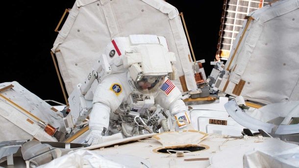 Bericht: Astronautin beging möglicherweise Straftat vom All aus