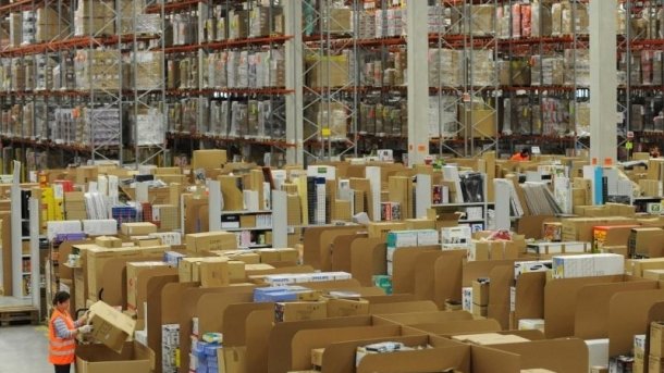 Amazon Logistik-Zentrum