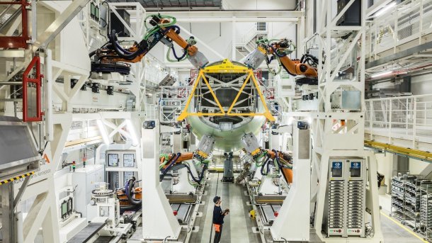 Roboter im Flugzeugbau: Airbus automatisiert A320-Produktion