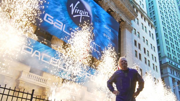 Virgin Galactic als erste Firma für Weltraumtourismus nun an der Börse