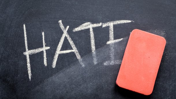 Bundesregierung will härter gegen Hass im Netz vorgehen