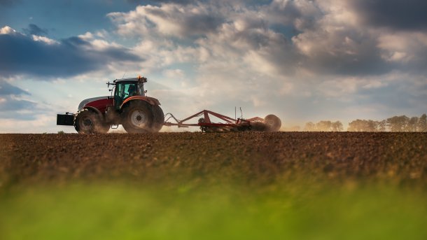 Landwirtschaft 4.0: Bundestag fordert Datendrehscheibe für Agrarbetriebe