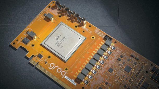Groq: KI-Prozessor schafft 1 Billiarde Operationen pro Sekunde