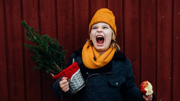 Fotografieren unterm Weihnachtsbaum: 10 Tipps für gelungene Weihnachtsbilder