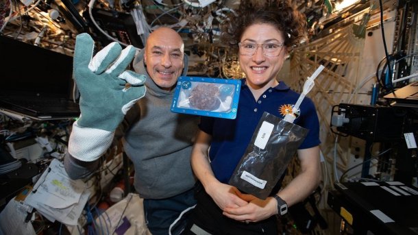 Raumfahrer backen erstmals Kekse auf der ISS