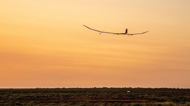 Solarflugzeug soll ein Jahr lang in der Luft bleiben – Testflug gelungen