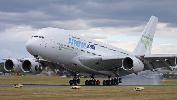 Airbus streicht über 2300 Stellen in der Rüstungssparte