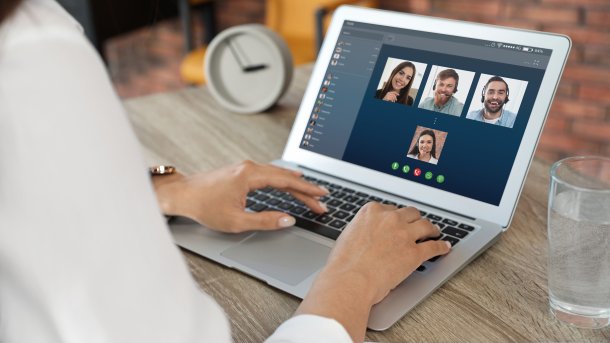 Videokonferenz für Schulen, Pflegeheime und Krankenhäuser