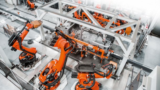 Gesetz soll Übernahmen wichtiger deutscher Firmen erschweren, Kuka Roboter