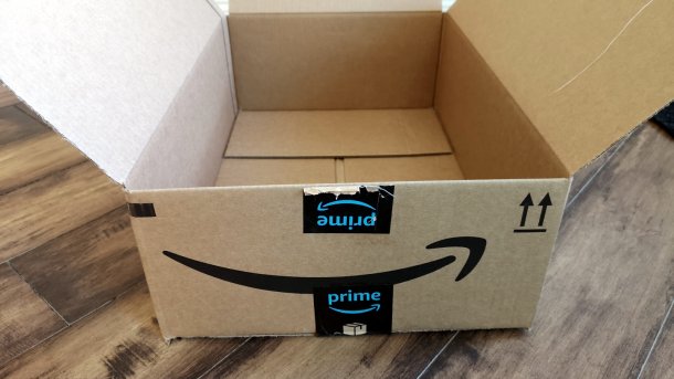 Leere Amazon-Schachtel