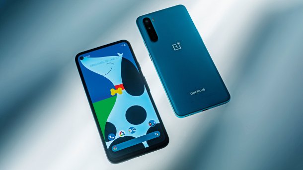 Android-Smartphones Google Pixel 4a und OnePlus Nord