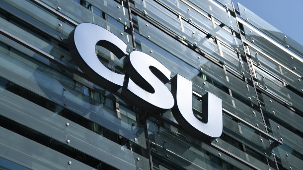 CSU verlegt auf absehbare Zeit alle Großveranstaltungen ins Netz