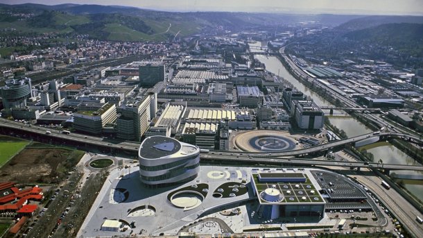 Daimler-Betriebsrat: 4000 Stellen weniger in Untertürkheim