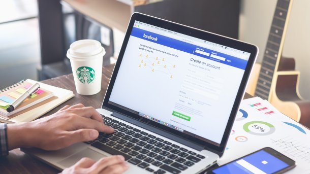 Facebook verklagt zwei Firmen für das illegale Abgreifen von Daten