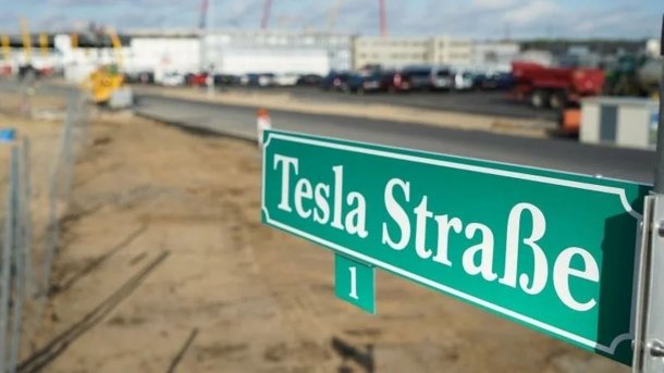 Baustelle des Tesla-Werks in Grünheide