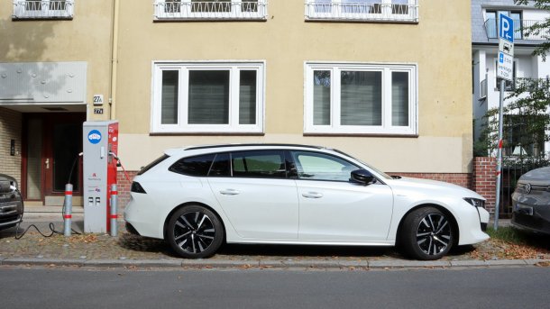 Peugeot 508 SW als Plug in Hybrid im Test Elegant statt sparsam