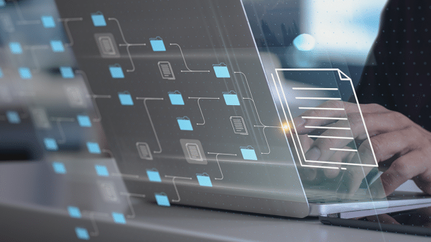 , Grafik: elenabsl – shutterstock