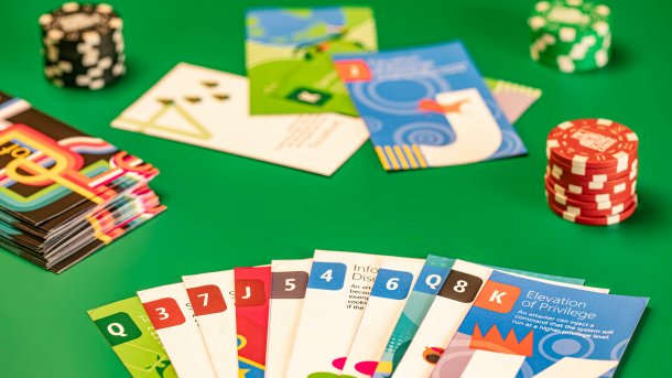 , Kartenmotive: Microsoft (CC BY 3.0 US)