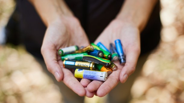 Handy-Akku selbst tauschen: Schärfere Regeln für Batterien kommen