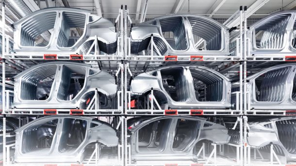 Tesla Karosserieteile