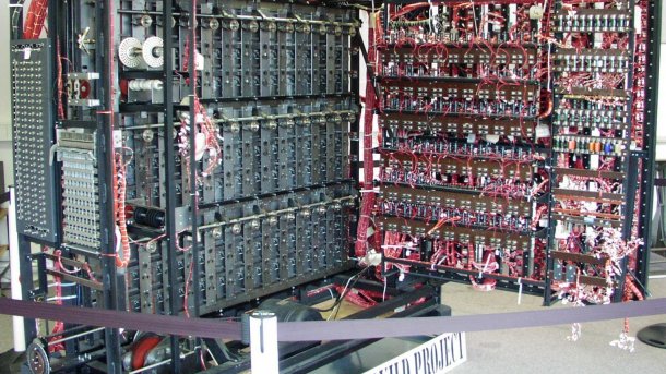Nachbau einer Turing-Bombe in Bletchley Park