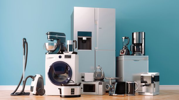 Haushaltsgeräte wie Waschmaschine, Staubsauger, Toaster 