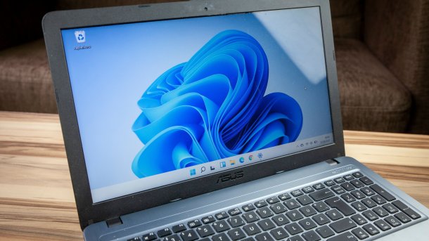 Laptop mit Windows 11