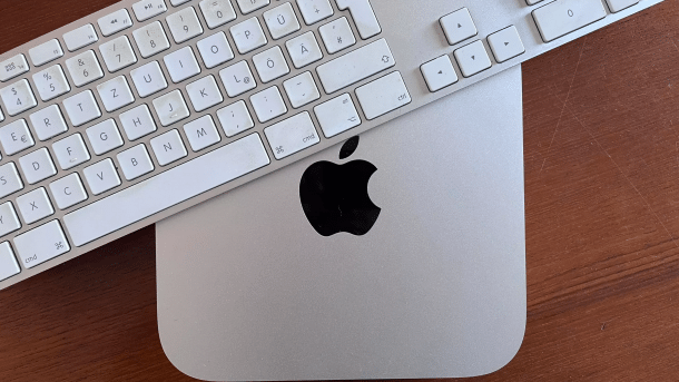 Mac mini mit Apple-Tastatur