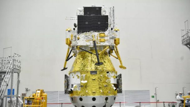 Bild der Sonde im Reinraum