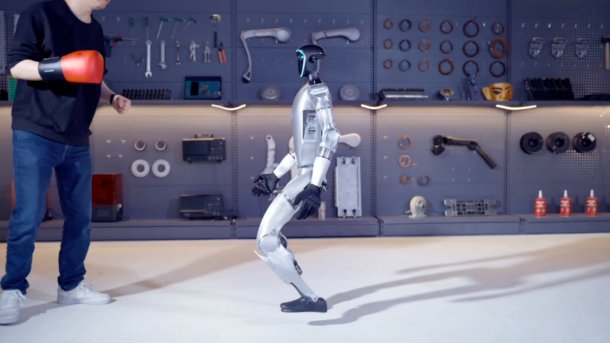 Dem G1-Roboter wird gleich ins Gesicht geboxt. 