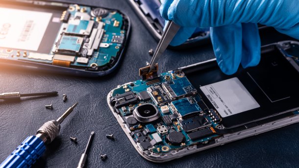 Reparatur eines Smartphones
