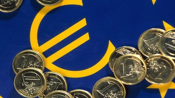 Euromünzen auf Euro-Symbol