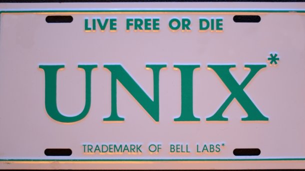 US license plate with the lettering "UNIX"