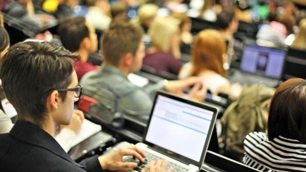Students in the lecture hall