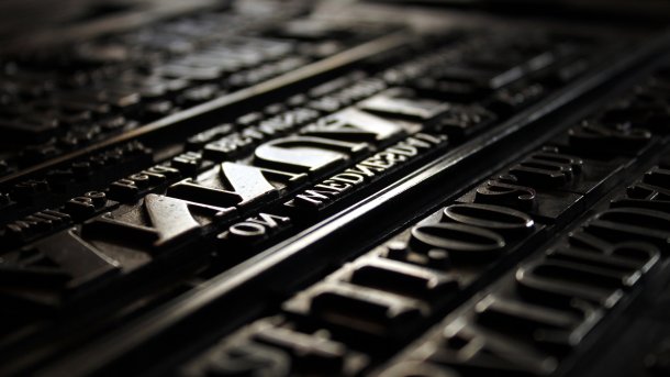 Druckplatten mit Buchstaben