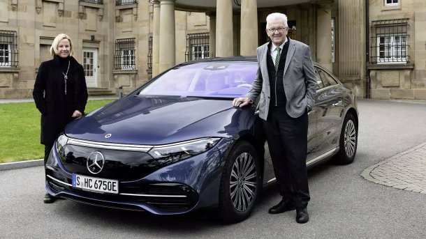 Mercedes EQS und Kretschmann