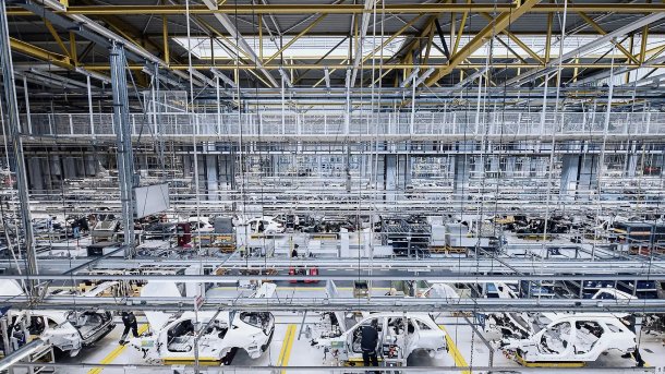 Blick in das Mercedes-Benz-Werk in Bremen